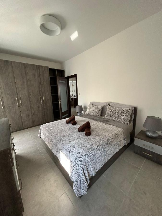 Dream Theatre Maisonette Marsaskala Luaran gambar
